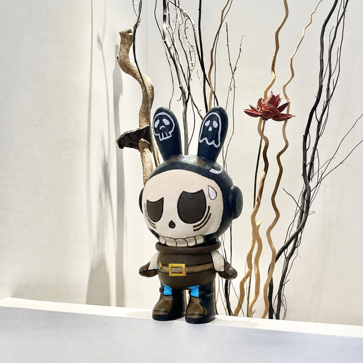 Skeleton Adventurer Cycoco in Fendooy studio scene