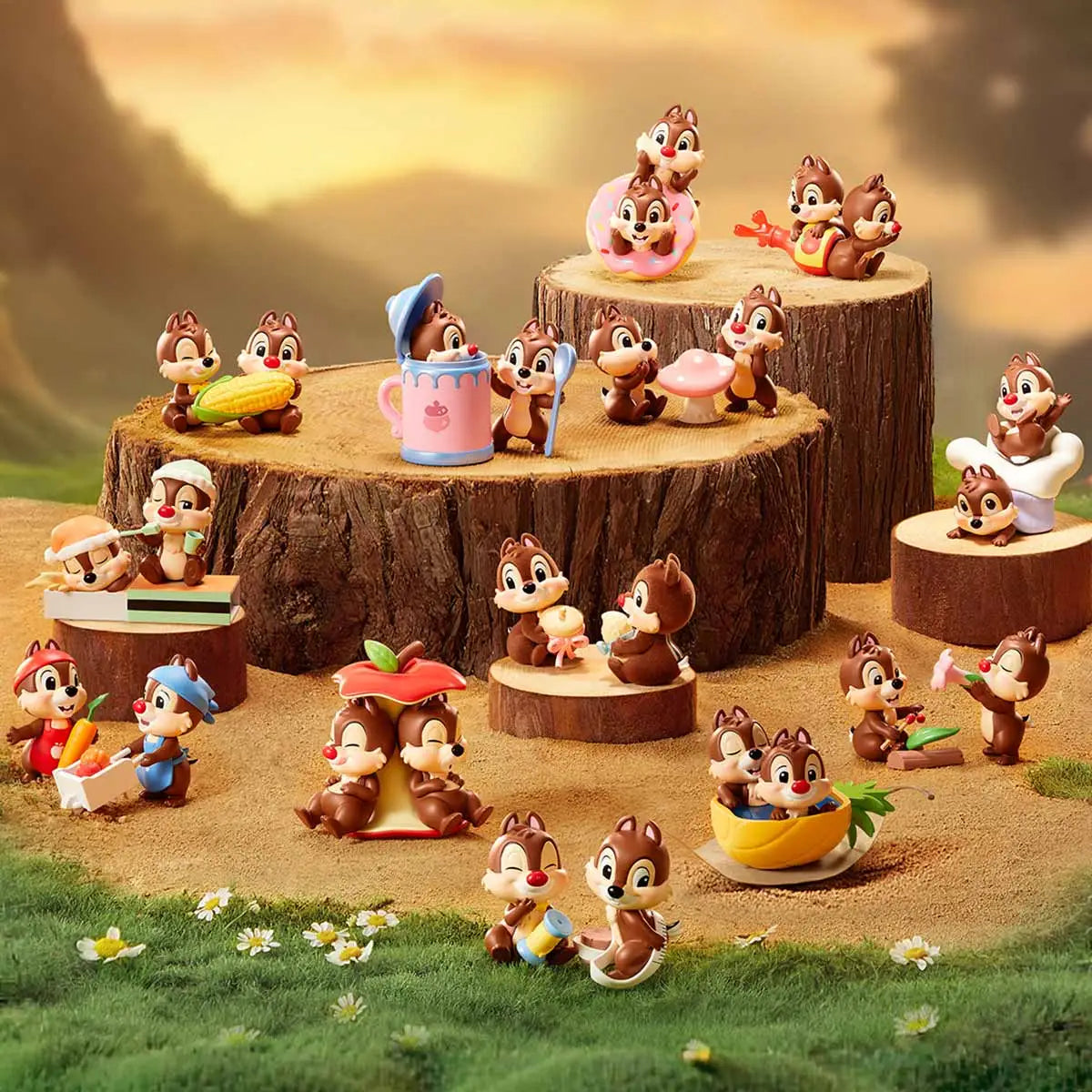 Official series reference — Disney Chip 'N' Dale Fun-loving Brothers Series Figures exact official reference