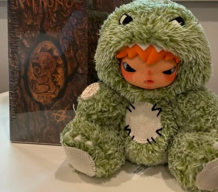 Actual sample photo — HIRONO Dino Plush Doll Pendant — Dino
